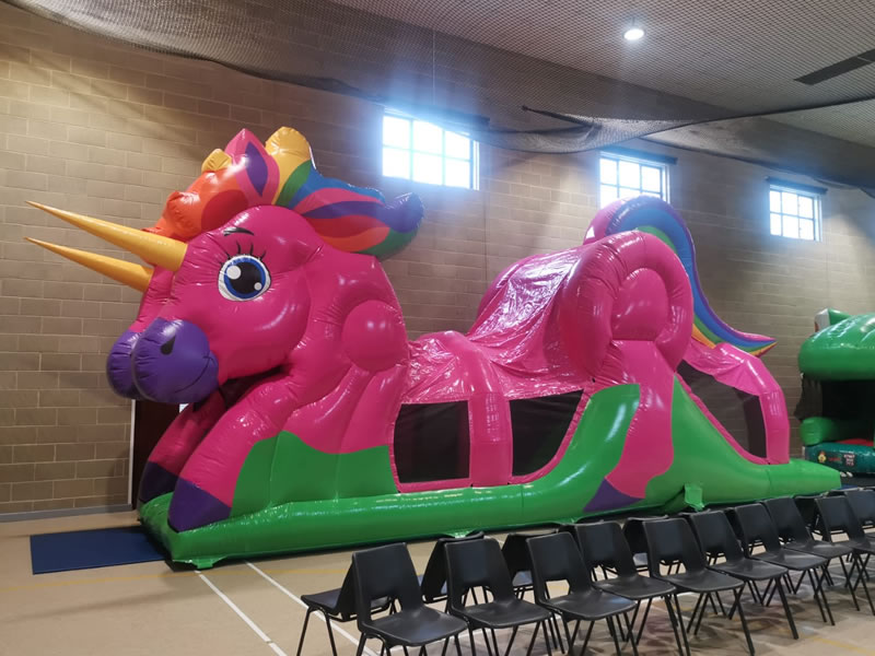 3D Unicorn Obstacle Course